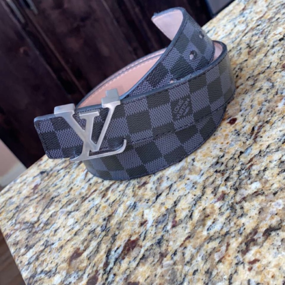 Louis Vuitton belt. Size 44/110. Black and grey. - Picture 2 of 4